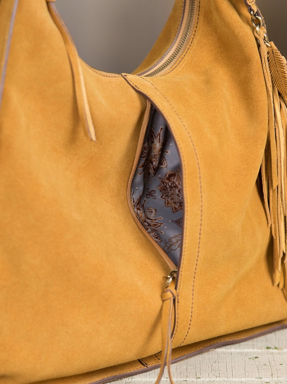 NWT Hobo Marley bag in Harvest Suede - Picture 5 of 16
